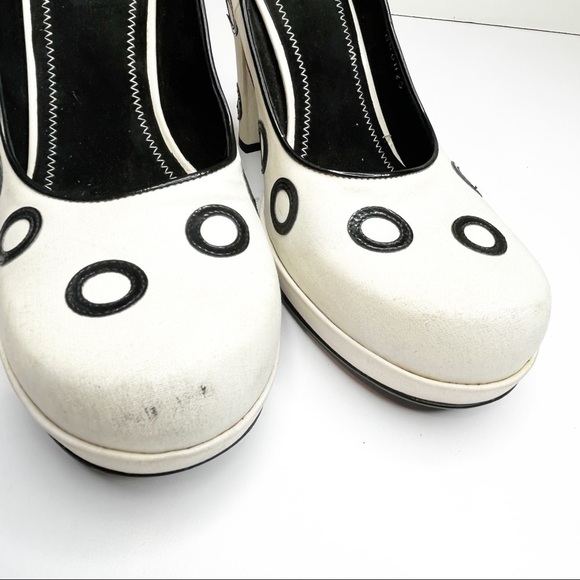 Louis Vuitton | Linen Chunky Heels - Picture 4 of 8